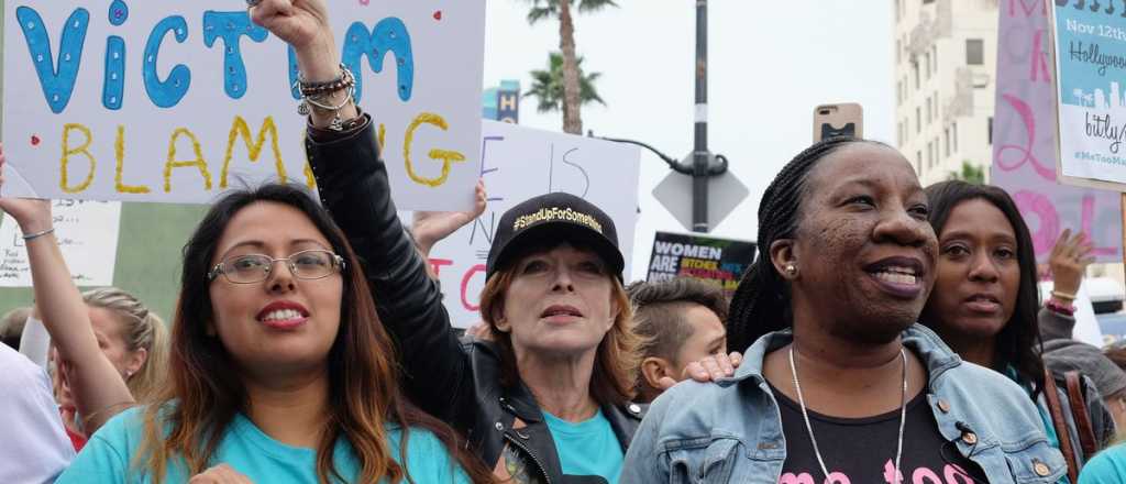 Un movimiento feminista internacional pone en jaque a hombres del poder