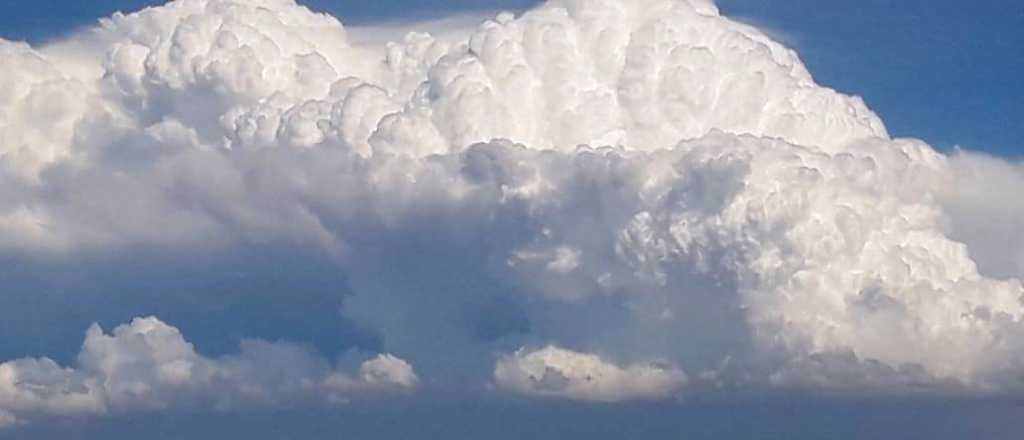 Asegura que hace llover y contó cómo se podrían sembrar nubes en Mendoza