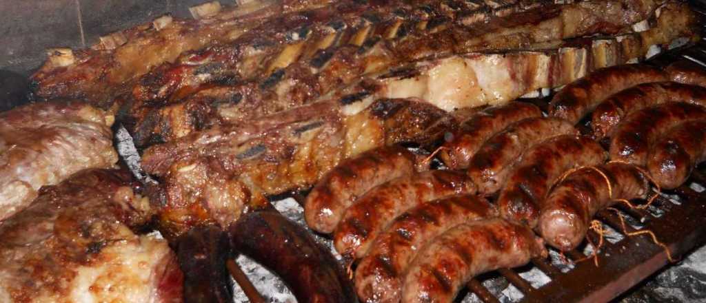 La Pampa: 6 policías rompieron la cuarentena para comer un asado 