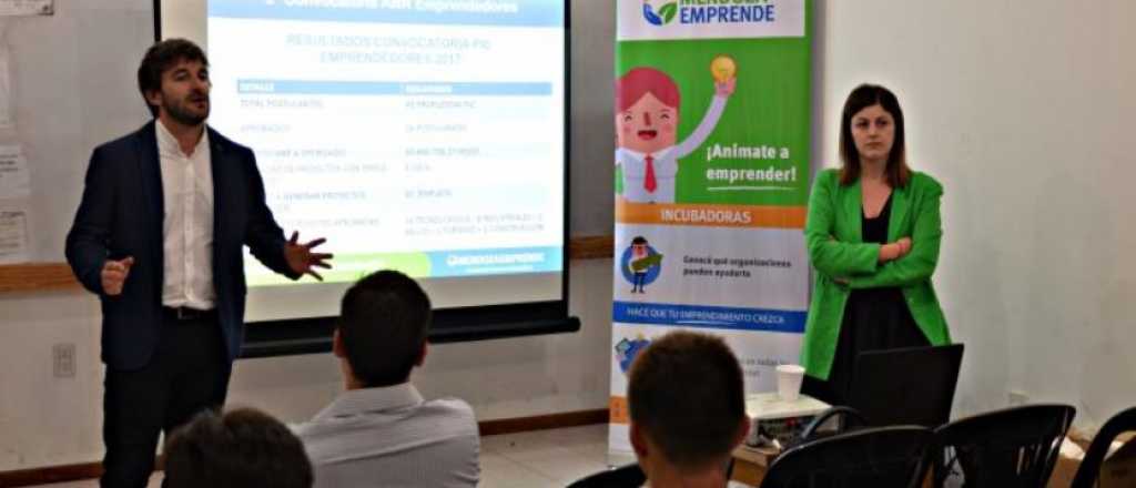 Economía presentó un financiamiento para emprendedores en el Sur