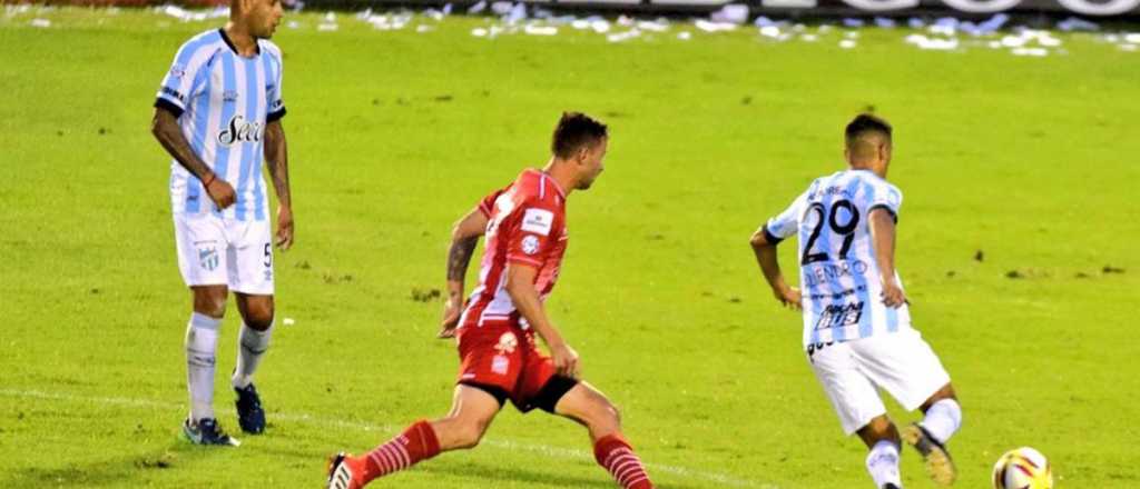 El clásico tucumano fue un partidazo y tuvo un recibimiento histórico