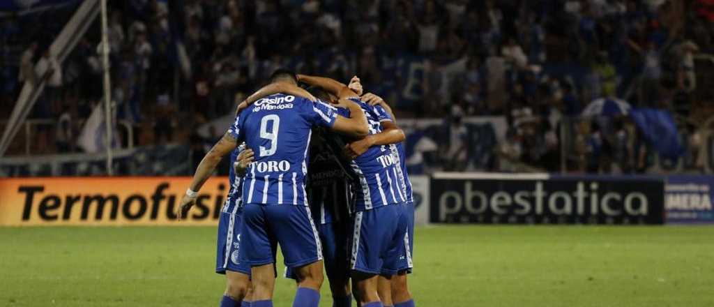 Un jugador del Tomba "prepara" las valijas para irse al Colo Colo