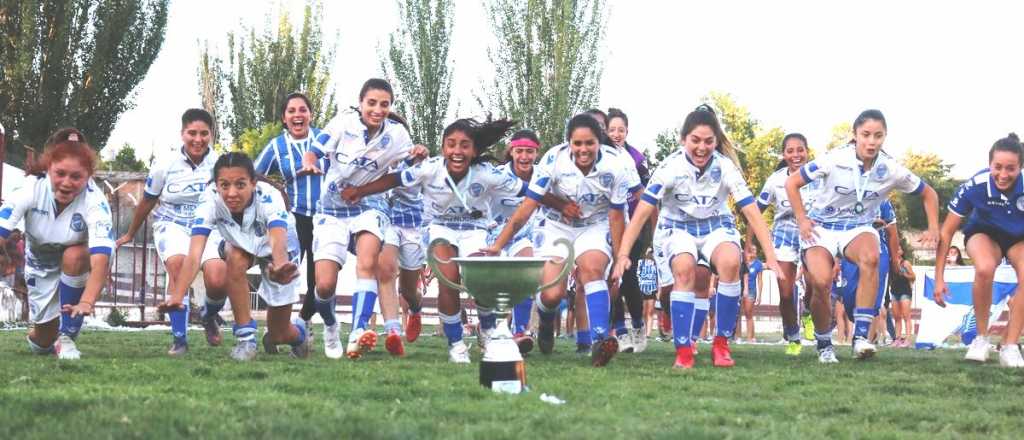 El Tomba femenino salió campeón en la Liga Mendocina