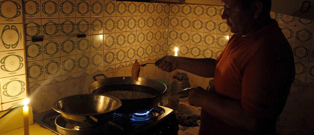 Las empresas eléctricas no podrán cortar la luz los viernes y feriados