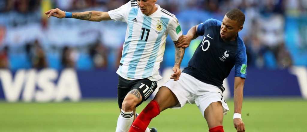 Di María se hizo el "canchero" con Mbappe pero la gastada le salió mal