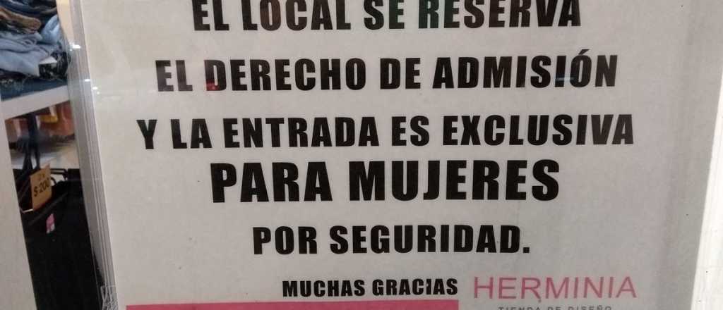 Un comercio de La Plata prohibió el ingreso de hombres al local