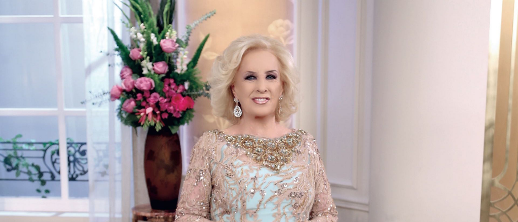 Mirtha Legrand, invitada de honor de la cena Real