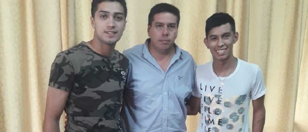 La Paz reconoció a los dos jóvenes que devolvieron dinero que encontraron