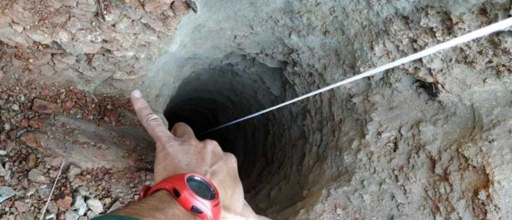 Expectativa al abrir un túnel para rescatar al niño que cayó a un pozo