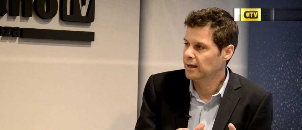 Un diputado mendocino a defensoras de la identidad sexual: "Gordas olor a pata"