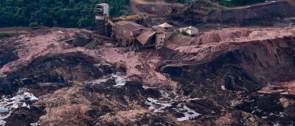 Brasil: cuarenta muertos y cientos de desaparecidos