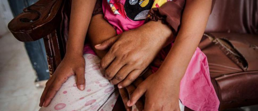 Juzgan a un "pastor" mendocino en San Juan por abusar de su hijastra