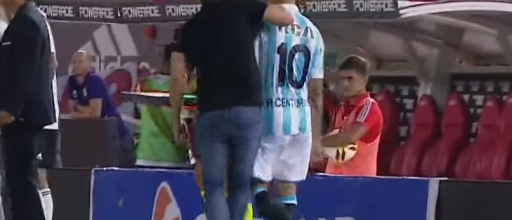 El tenso momento entre Centurión y Coudet en medio del partido