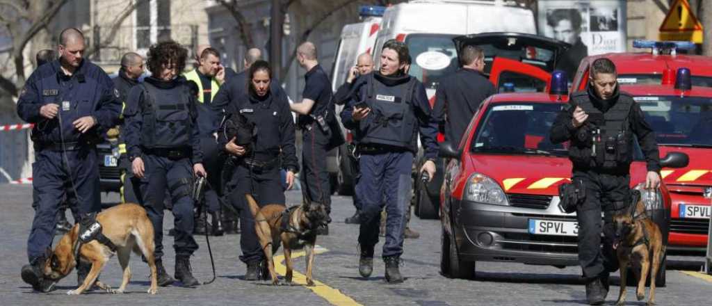 Evacuan a 1800 personas por una bomba que cayó en Francia en 1944