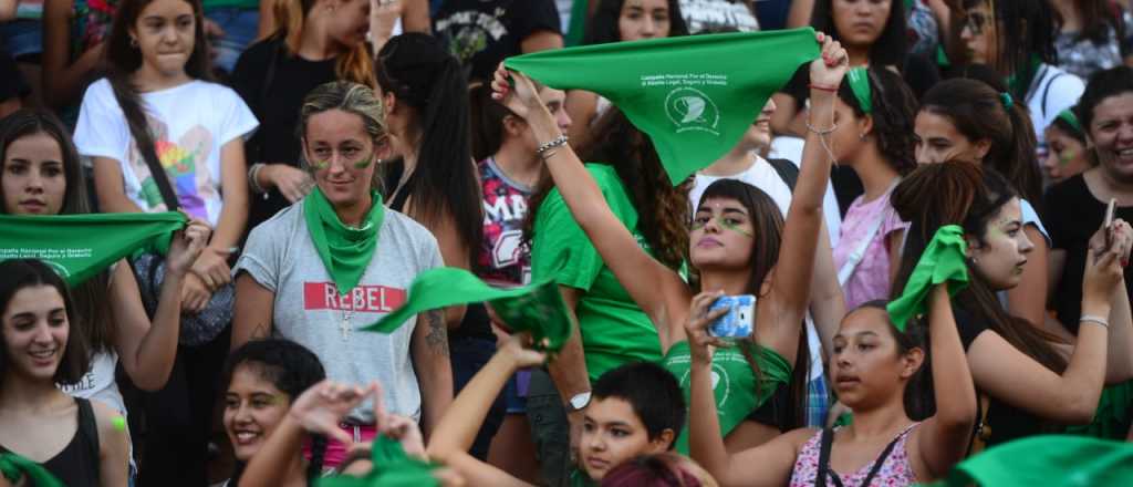 Se realiza hoy un pañuelazo federal a favor de la legalización del aborto