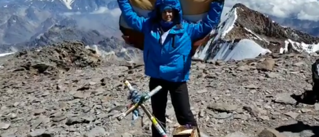 Llegó a la cima de América con la bandera de la discapacidad