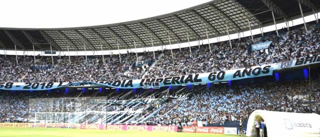 Los hinchas de Racing festejan su día a 20 años de una jornada inolvidable