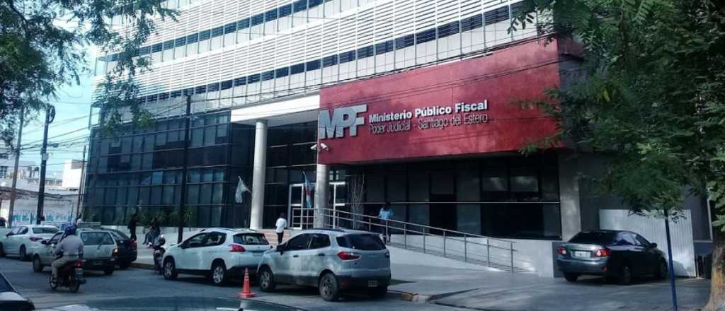 Detuvieron a una maestra por violar a un alumno de tres años