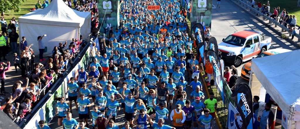 Fotos y protagonistas de la Media Maratón de la Ciudad de Mendoza