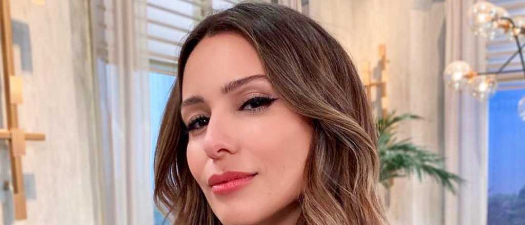 Pampita y Vicuña orgullosos del debut de su hijo como "modelo"