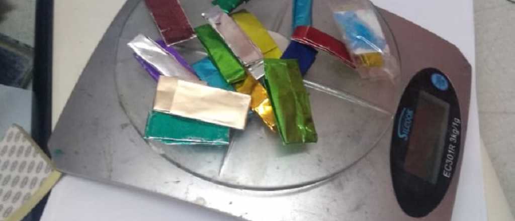 Arrestaron a una mujer que vendía cocaína en una feria de Guaymallén