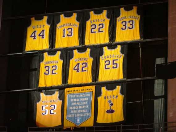 camisetas retiradas lakers