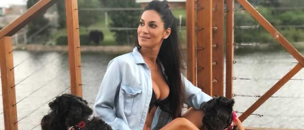 Silvina Escudero se sacó una foto completamente desnuda en la playa