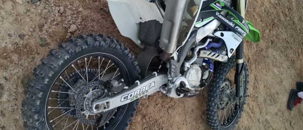 Hacía enduro en Rivadavia y murió tras caer de la moto