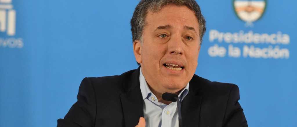 Argentina no tiene que reestructurar su deuda, asegura Dujovne