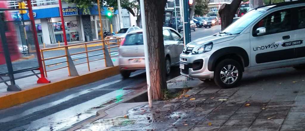 El Gobierno invertirá mil millones en reparar canales para evitar perder agua