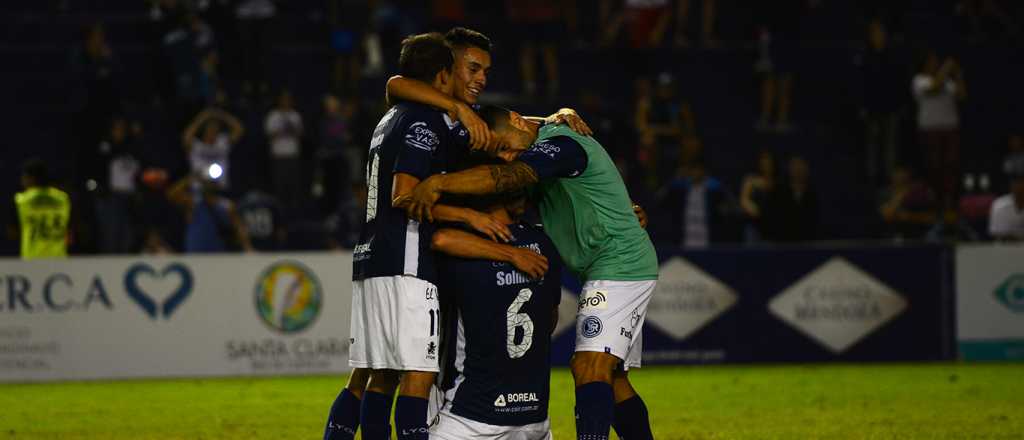 Así festejaron los jugadores del Azul el empate que "fue victoria"