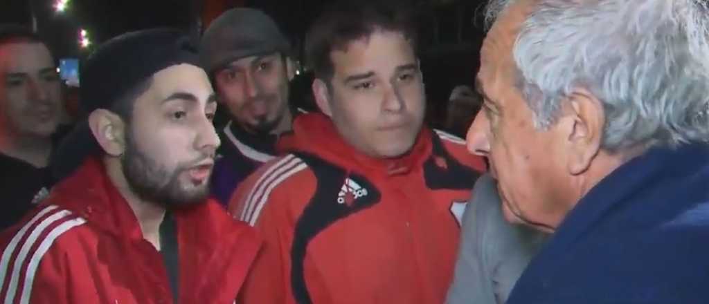 D'Onofrio tuvo un tenso cruce con hinchas de River en Santiago