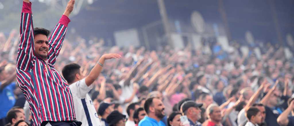 Pasión Azul: la Lepra homenajeó a un hincha por su llamativo nombre