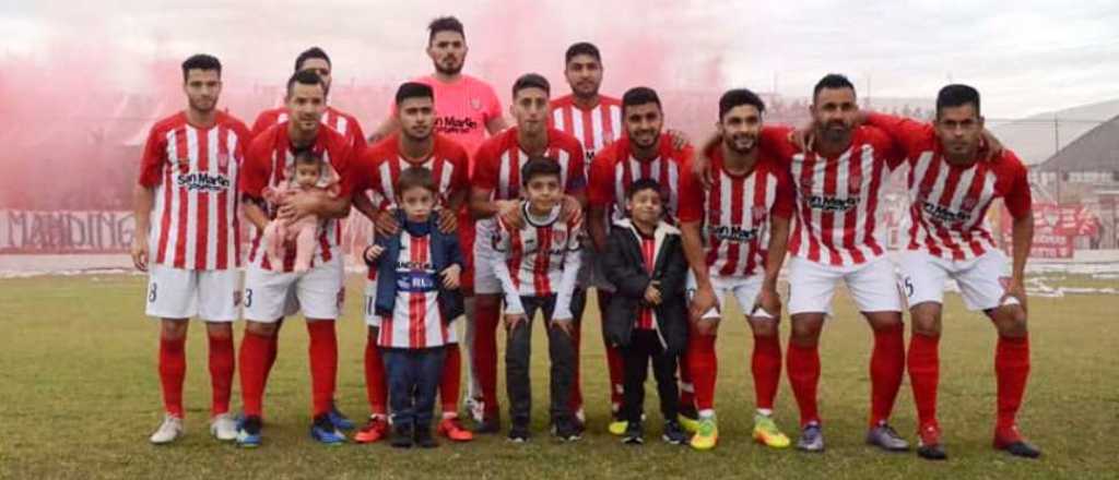 Video: suspendieron Pacífico vs San Martín por invasión de hinchas