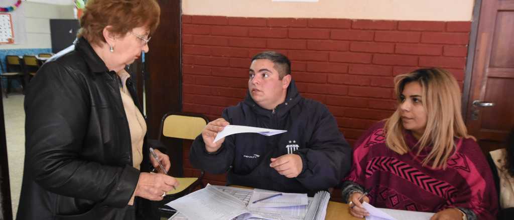 Córdoba tuvo un cierre de campaña cargado con 11 listas que buscan gobernar