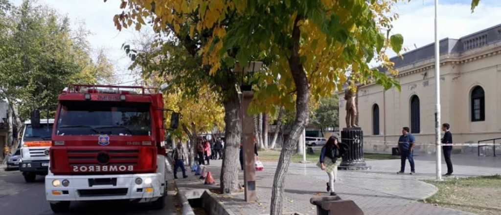 En seis días evacuaron dos veces una escuela de San Martín por incendios