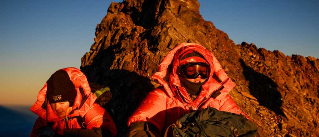 El New York Times contó la proeza de una enferma de cáncer en el Aconcagua