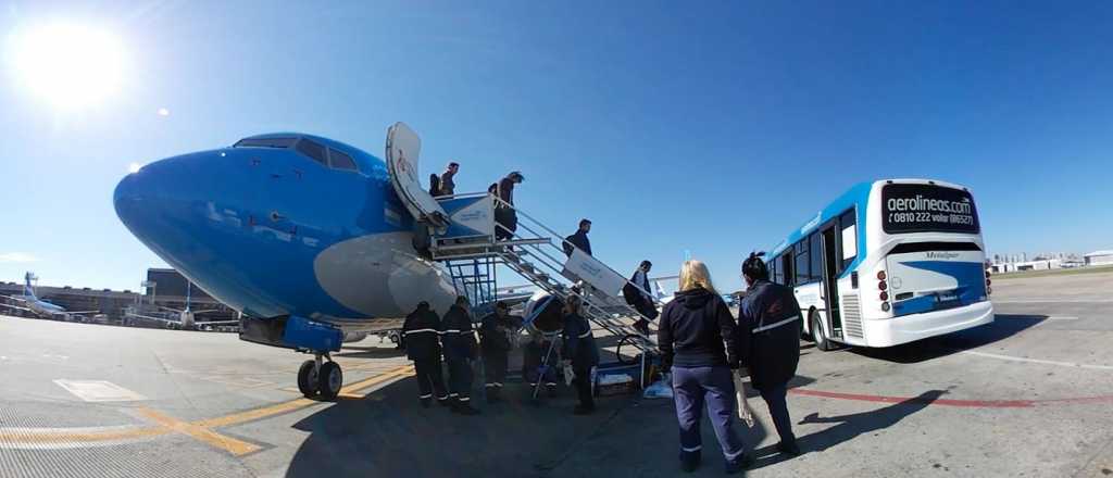 Aerolíneas agiliza el trámite para que los turistas salgan del país