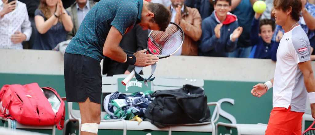 ¿Por qué Del Potro le "regaló" una reverencia a su rival en Roland Garros?