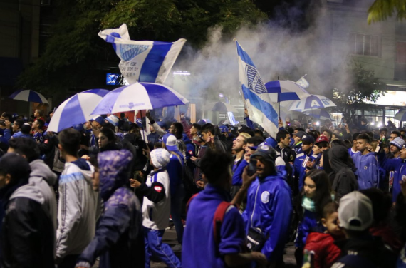 Impresionante: Así Fue El Banderazo De Los Hinchas Por Los 98 Años Del ...