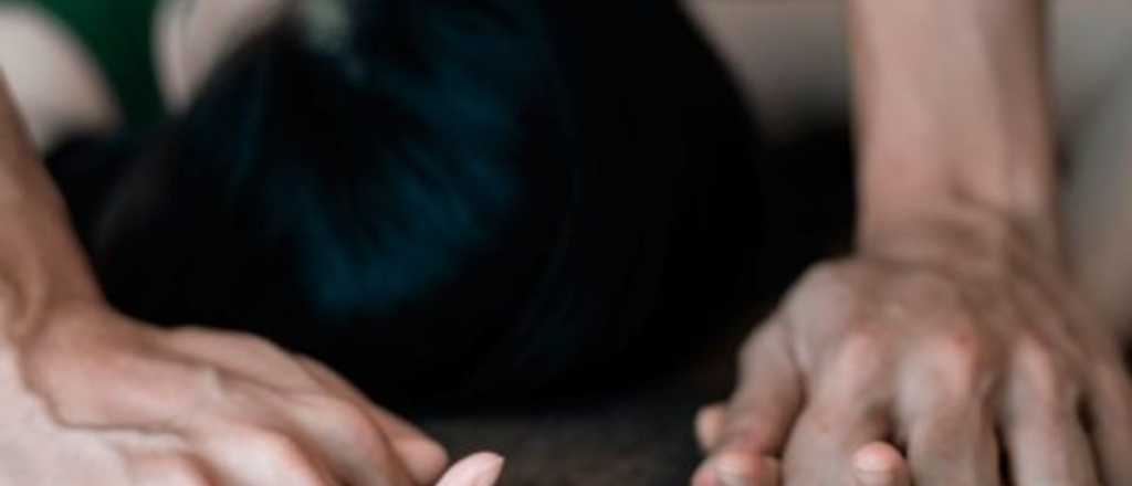 Una chica de 19 años denunció que fue abusada por tres adolescentes
