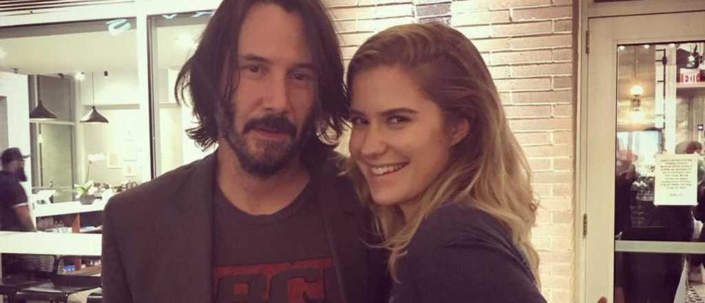 ¿Por qué Keanu Reeves no toca a sus fans?