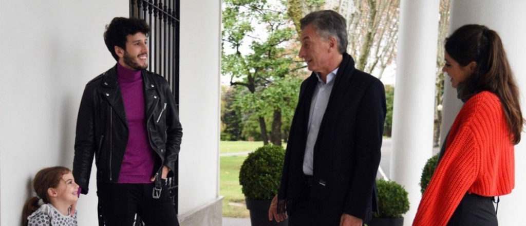 Sebastián Yatra y Tini Stoessel visitaron a Antonia Macri y cantaron con ella