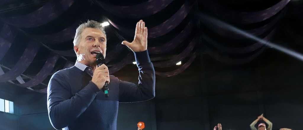 Macri les "tiró onda" con Tinder a los jubilados