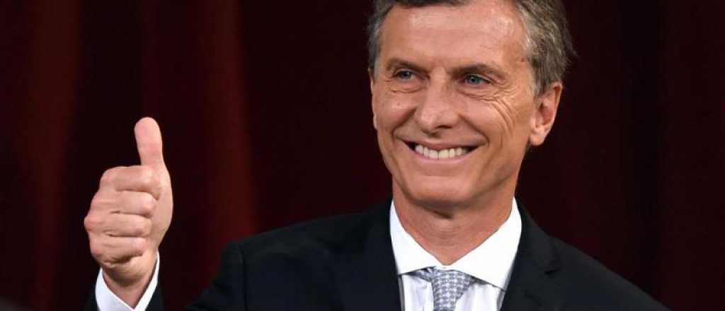 Según una encuesta, Macri aumenta su imagen y cae la de Cristina