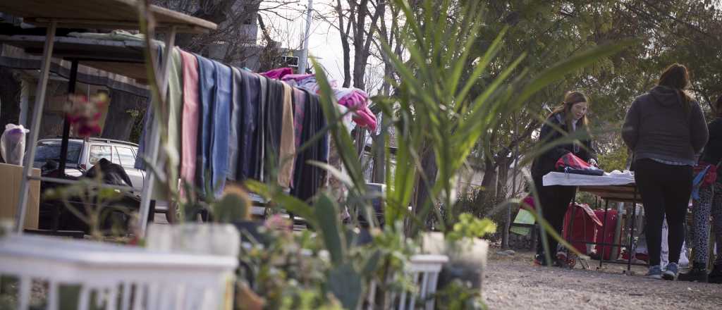 Mujeres al frente de la Feria Americana que copa Luján