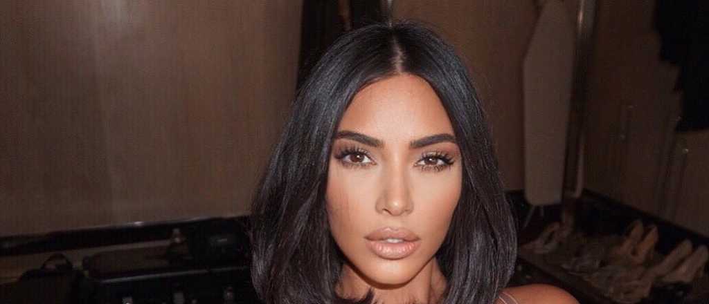 Kim Kardashian causó revuelo porque se le ven seis dedos en un pie