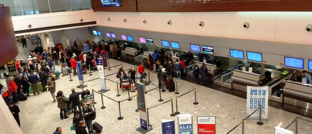 Más personas pasaron por el Aeropuerto de Mendoza en julio