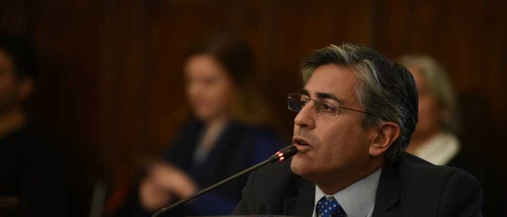 El Gobierno cesanteó al senador Marcelo Romano
