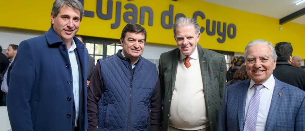 De Marchi y Nanclares recorrieron el nuevo Parque Cívico de Luján